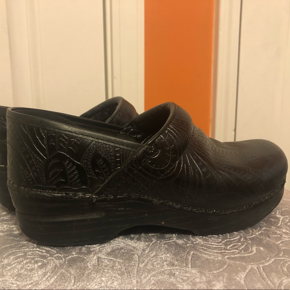 DANSKO CLOGS- for the working professional!